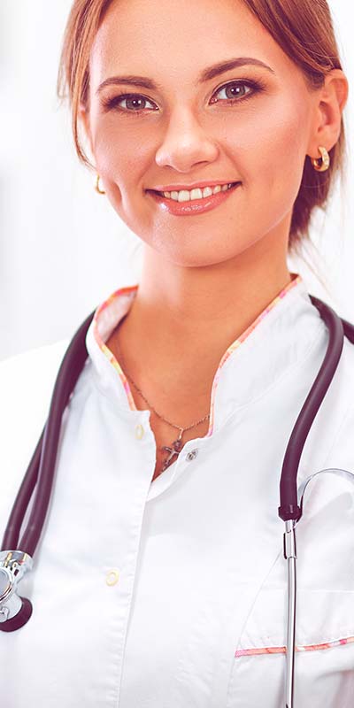 врач улыбается